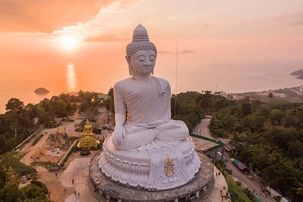 Visit the Majestic Big Buddha, Phuket